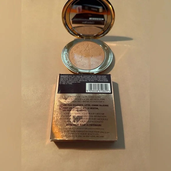 Charlotte Tilbury Glow Glide Hollywood Highlighter in Gilded Glow - New w/Box - Picture 5 of 13
